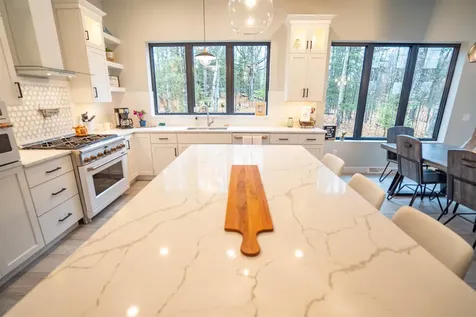 1919 Middle Lane Duluth MN 55811