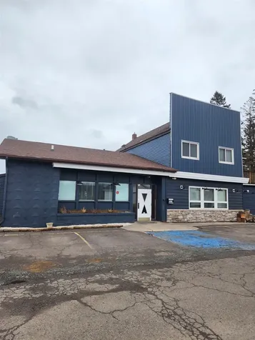 5221 E 4th Street Superior WI 54880