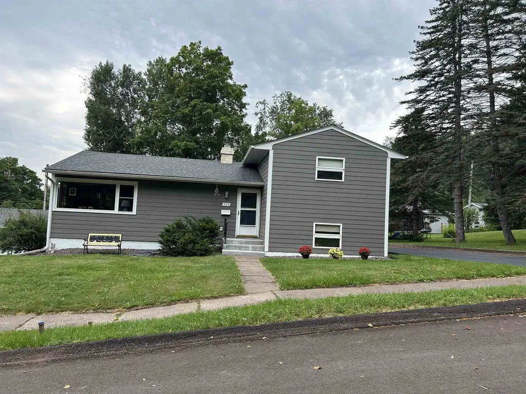 519 N 81st Avenue W Duluth MN 55807