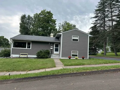 519 N 81st Avenue W Duluth MN 55807