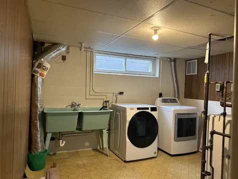 519 N 81st Avenue W Duluth MN 55807