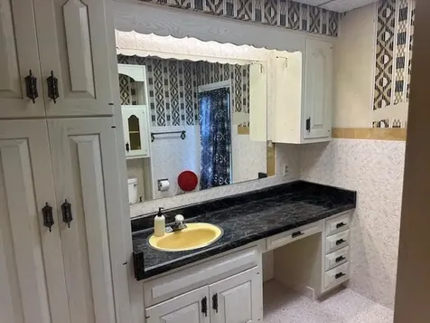 330 N 46th Avenue W Duluth MN 55807