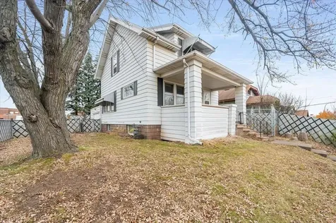 330 N 46th Avenue W Duluth MN 55807