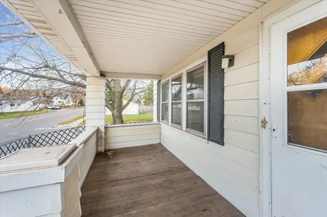 330 N 46th Avenue W Duluth MN 55807