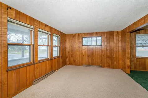 330 N 46th Avenue W Duluth MN 55807