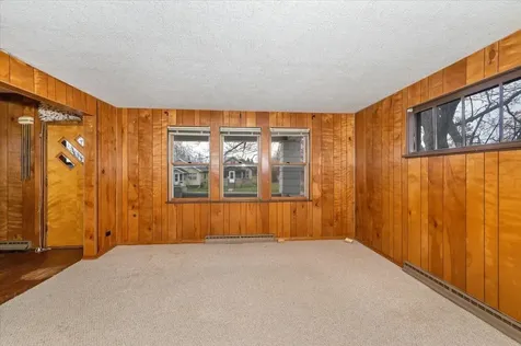 330 N 46th Avenue W Duluth MN 55807