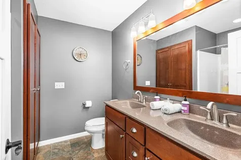 14 Deer Valley Road Duluth MN 55811