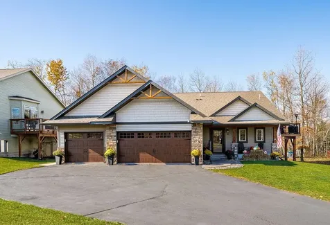 14 Deer Valley Road Duluth MN 55811