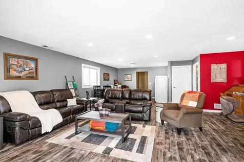 14 Deer Valley Road Duluth MN 55811