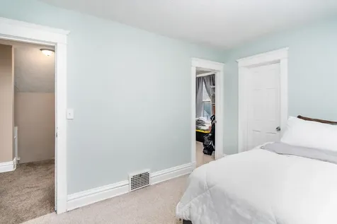 3018 Vernon Street Duluth MN 55806