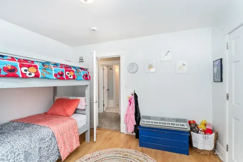 3018 Vernon Street Duluth MN 55806