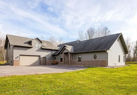 6048 Lakewood Road Duluth MN 55804-9617