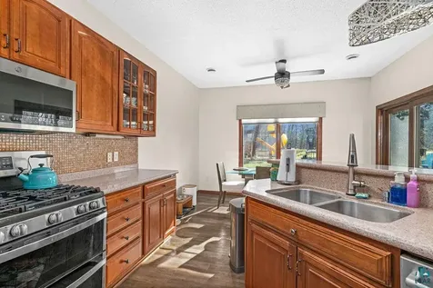 6048 Lakewood Road Duluth MN 55804-9617