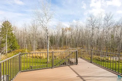 6048 Lakewood Road Duluth MN 55804-9617