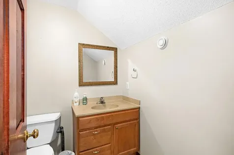 6048 Lakewood Road Duluth MN 55804-9617