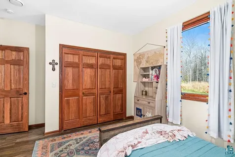 6048 Lakewood Road Duluth MN 55804-9617