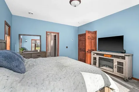 6048 Lakewood Road Duluth MN 55804-9617