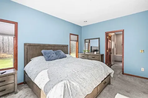 6048 Lakewood Road Duluth MN 55804-9617