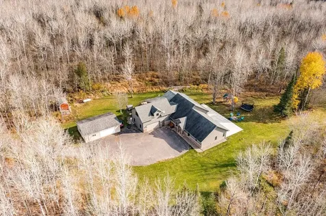 6048 Lakewood Road Duluth MN 55804-9617