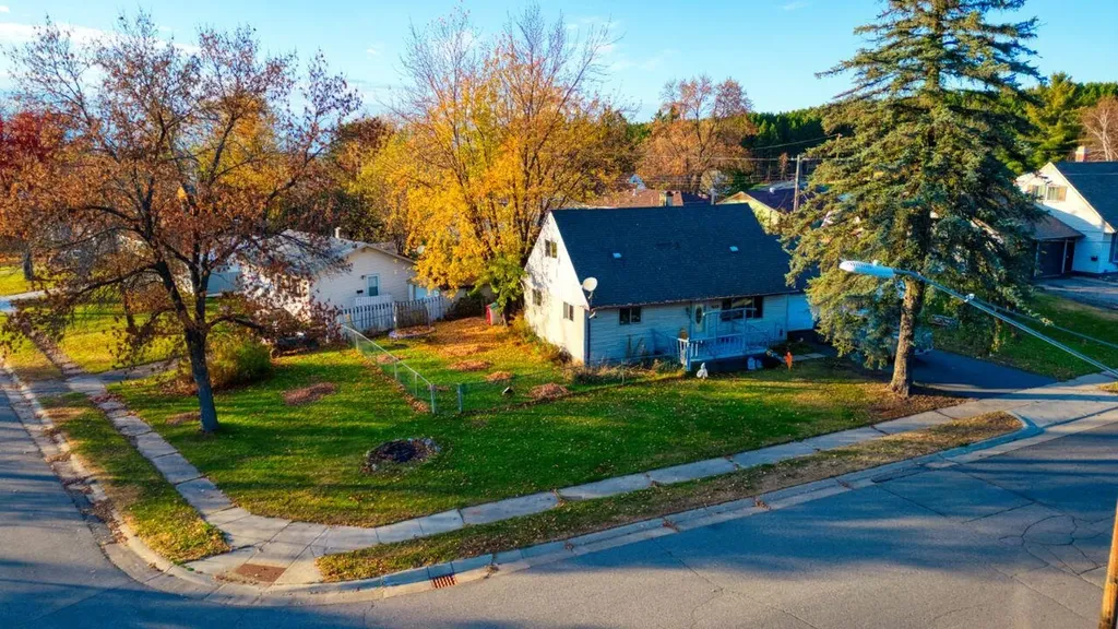 507 Hampshire Drive Hoyt Lakes MN 55750