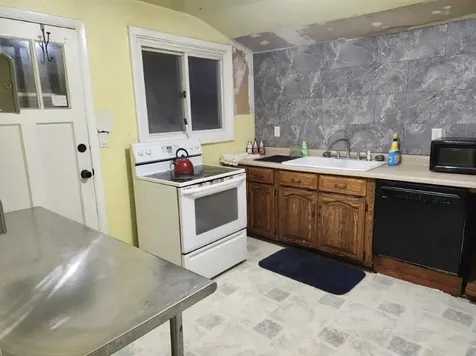 5806 Wadena Street Duluth MN 55807