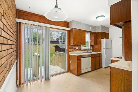 4931 Wyoming Street Duluth MN 55804