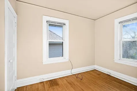 819 N 7th Avenue E Duluth MN 55805