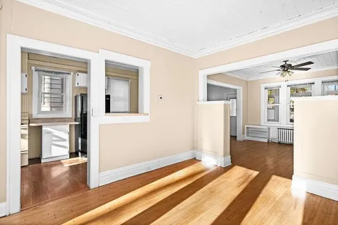 819 N 7th Avenue E Duluth MN 55805