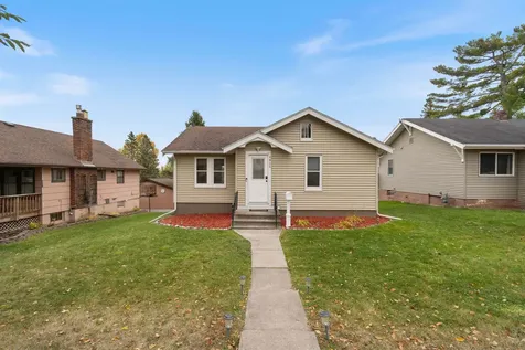 4816 Dodge Street Duluth MN 55804