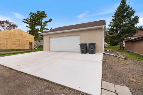 4816 Dodge Street Duluth MN 55804