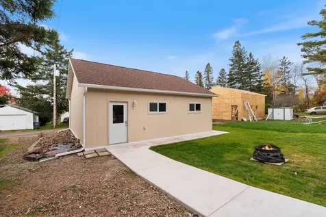 4816 Dodge Street Duluth MN 55804