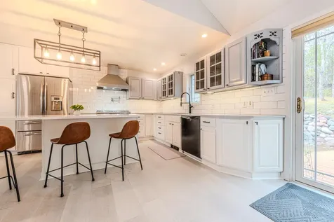 1123 Valley Drive Duluth MN 55804