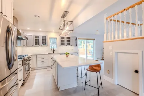 1123 Valley Drive Duluth MN 55804