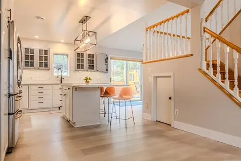 1123 Valley Drive Duluth MN 55804