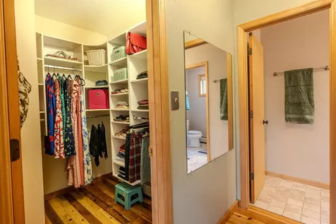 1123 Valley Drive Duluth MN 55804