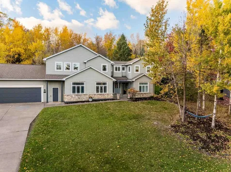 1123 Valley Drive Duluth MN 55804