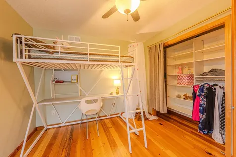 1123 Valley Drive Duluth MN 55804