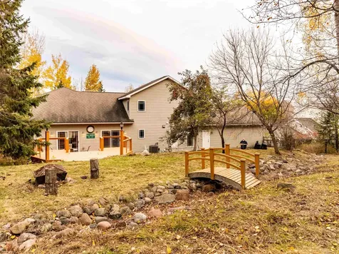 1123 Valley Drive Duluth MN 55804