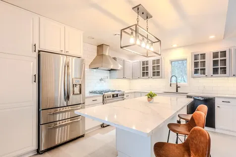 1123 Valley Drive Duluth MN 55804