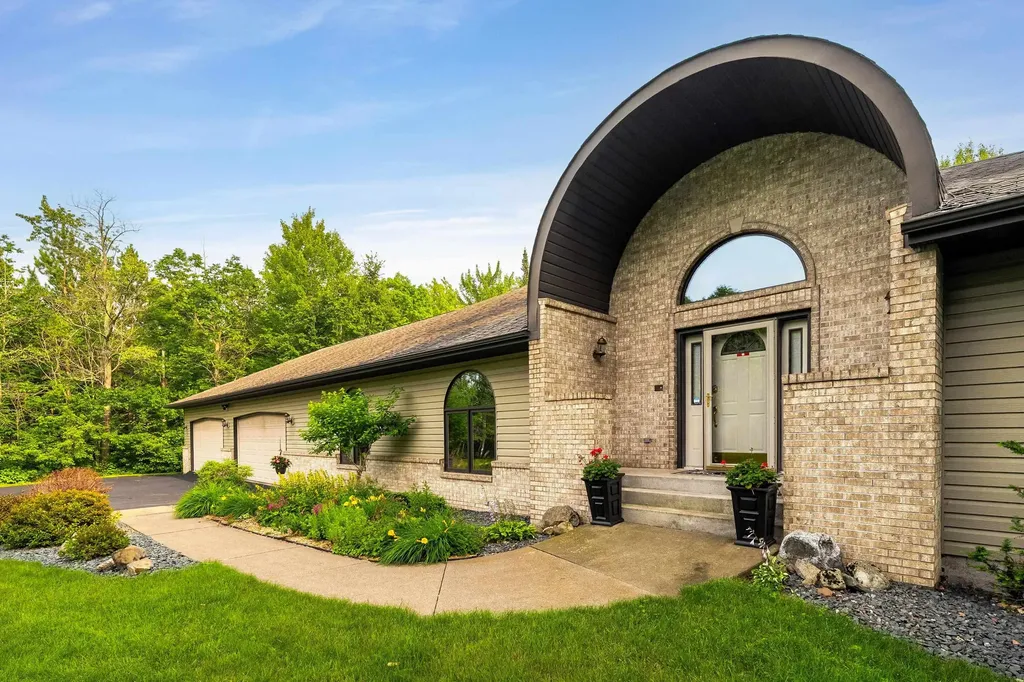 4976 Maribe Drive Hermantown MN 55811