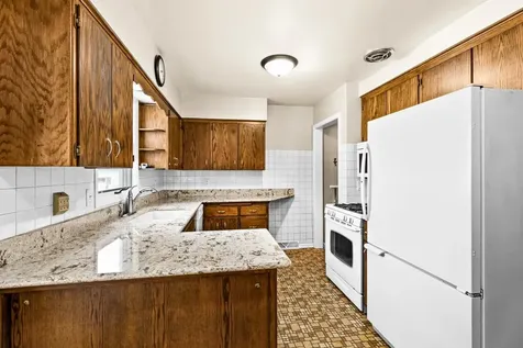 413 W Owatonna Street Duluth MN 55803