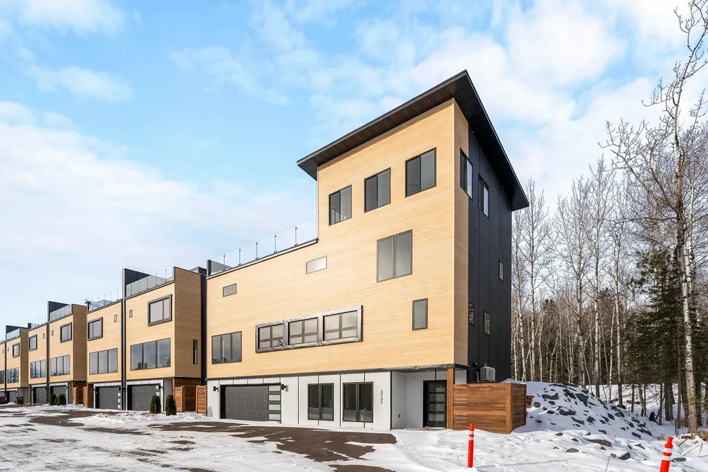 3731 London Road Duluth MN 55804