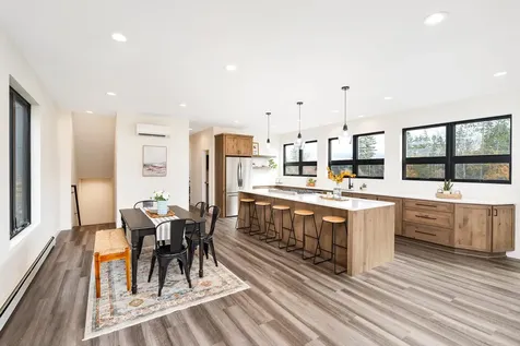 3731 London Road Duluth MN 55804