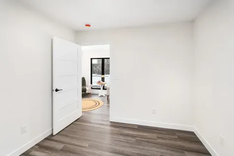 3731 London Road Duluth MN 55804