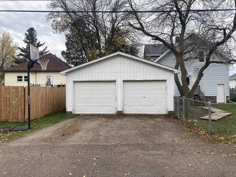 26 13th Street Cloquet MN 55720