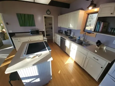 1470 Highway 61 E Grand Marais MN 55604