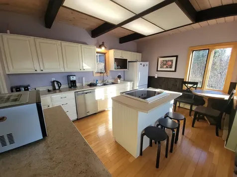 1470 Highway 61 E Grand Marais MN 55604