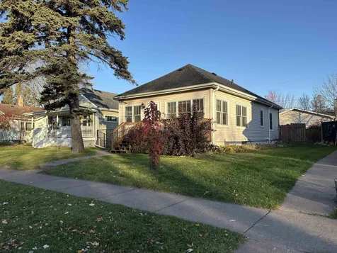 21 Oak Street Proctor MN 55810