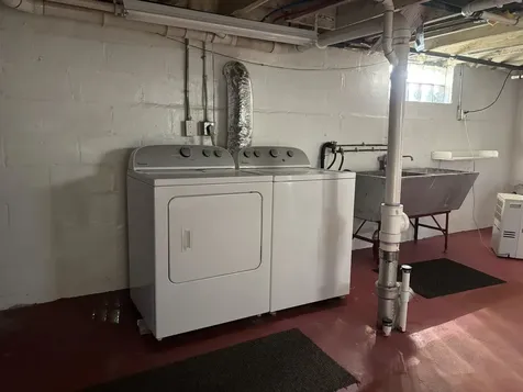 21 Oak Street Proctor MN 55810