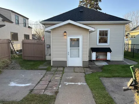 21 Oak Street Proctor MN 55810